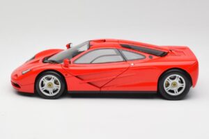 McLaren F1 Magma Punane Minichamps 1:18 530133422 Metall - pilt 4/8
