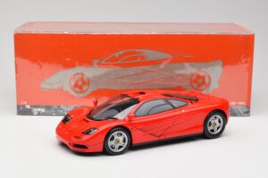 McLaren F1 Magma Punane Minichamps 1:18 530133422 Metall - pilt 8/8