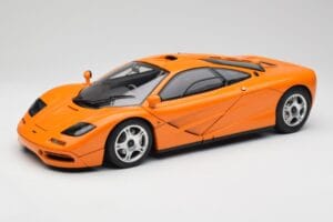 McLaren F1 Oranž Minichamps 1:12 530133131 Metall