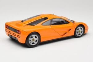 McLaren F1 Oranž Minichamps 1:18 530133421 Metall - pilt 3/8