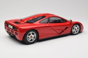 McLaren F1 Punane Minichamps 1:12 530133125 Metall - pilt 3/9