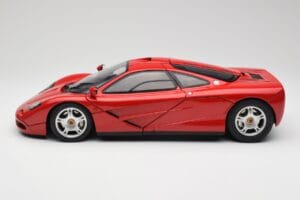 McLaren F1 Punane Minichamps 1:12 530133125 Metall - pilt 5/9