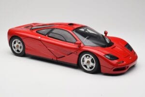McLaren F1 Punane Minichamps 1:12 530133125 Metall - pilt 7/9