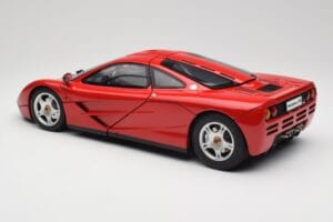 McLaren F1 Punane Minichamps 1:12 530133125 Metall - pilt 8/9