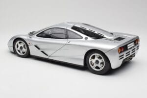 McLaren F1 Hõbe Minichamps 1:12 530133129 Metall - pilt 7/8