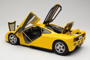 McLaren F1 Kollane Minichamps 1:12 530133121 Metall - pilt 6/9
