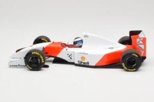 McLaren Ford MP4/8 #7 M. Hakkinen 1993 Minichamps 1:18 530931837 Metall - pilt 3/6