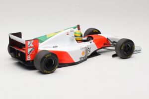 McLaren MP4/8 Ford #8 A. Senna Winner Australian GP 1993 Minichamps 1:18 540933838 Metall - pilt 2/7