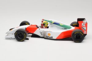 McLaren MP4/8 Ford #8 A. Senna Winner Australian GP 1993 Minichamps 1:18 540933838 Metall - pilt 4/7