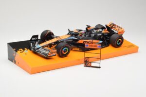 McLaren MCL60 #81 O. Piastri Australian GP 2023 Minichamps 1:18 533231881 Metall - pilt 2/5