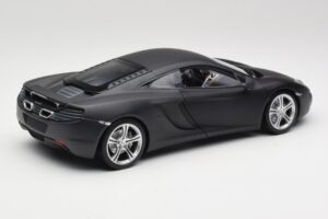 McLaren MP4-12C Matt Satellite Hall Minichamps 1:18 110133024 Metall - pilt 3/8