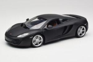 McLaren MP4-12C Matt Satellite Hall Minichamps 1:18 110133024 Metall