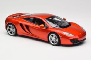 McLaren MP4-12C Orange Metallic Minichamps 1:18 110133020 Metall - pilt 6/8