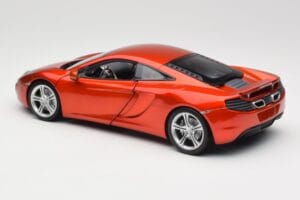 McLaren MP4-12C Orange Metallic Minichamps 1:18 110133020 Metall - pilt 7/8