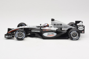 McLaren MP4-19 Mercedes J.P. Montoya Test Car 2005 Minichamps 1:18 533051880 Metall - pilt 3/7
