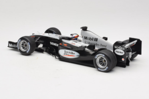 McLaren MP4-19 Mercedes J.P. Montoya Test Car 2005 Minichamps 1:18 533051880 Metall - pilt 5/7