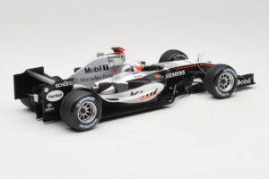 McLaren MP4-20 Mercedes #9 K. Raikkonen F1 2005 Minichamps 1:18 B66962337 Metall - pilt 2/6