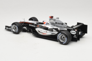 McLaren MP4-20 Mercedes #9 K. Raikkonen F1 2005 Minichamps 1:18 B66962337 Metall - pilt 5/6