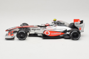McLaren MP4-24 Mercedes #2 H. Kovalainen F1 2009 Dealer Edition Minichamps 1:18 B66960041 Metall - pilt 3/7