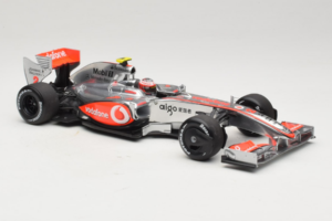 McLaren MP4-24 Mercedes #2 H. Kovalainen F1 2009 Dealer Edition Minichamps 1:18 B66960041 Metall - pilt 4/7