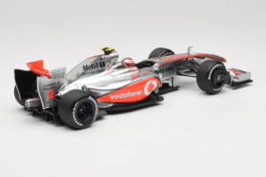 McLaren MP4-24 Mercedes #2 H. Kovalainen F1 2009 Minichamps 1:18 503091802 Metall - pilt 2/7