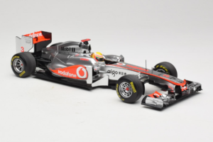 McLaren MP4-26 Mercedes #3 L. Hamilton Vodafone McLaren F1 2011 Minichamps 1:18 530111803 Metall - pilt 4/7