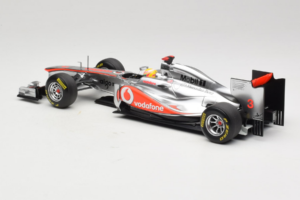 McLaren MP4-26 Mercedes #3 L. Hamilton Vodafone McLaren F1 2011 Minichamps 1:18 530111803 Metall - pilt 5/7
