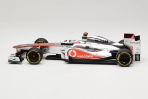 McLaren MP4-27 Mercedes #3 J. Button Vodafone McLaren Showcar F1 2012 Minichamps 1:18 530121873 Metall - pilt 3/7