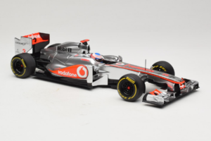 McLaren MP4-27 Mercedes #3 J. Button Vodafone McLaren Showcar F1 2012 Minichamps 1:18 530121873 Metall - pilt 4/7