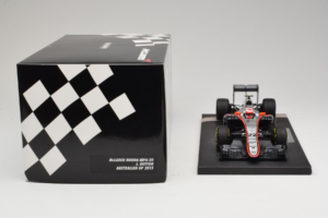McLaren MP4-30 Honda #22 J. Button McLaren Honda F1 Team Australian Grand Prix 2015 Minichamps 1:18 537151822 Metall - pilt 6/7