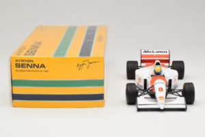 McLaren MP4/8 Ford #8 A. Senna Marlboro McLaren 1993 Minichamps 1:18 540931808 Metall - pilt 6/7