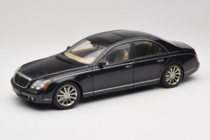 Maybach 57S Must AUTOart 1:18 76156 Metall
