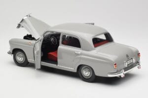 Mercedes 180 W120 Ponton Graphite Grey Revell 1:18 08974 Metall - pilt 5/8
