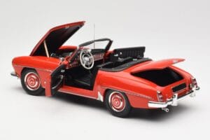 Mercedes 190 SL W121 Guards Red Minichamps 1:18 100037032 Metall - pilt 5/8