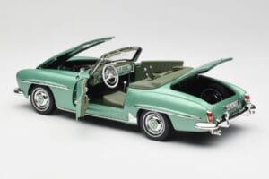 Mercedes 190 SL W121 Heleroheline Metallic Norev 1:18 183401 Metall - pilt 6/9