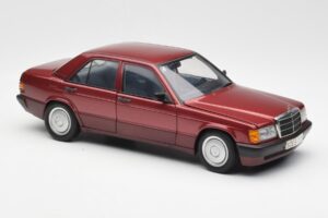 Mercedes 190E W201 2.0 Punane Dealer Edition AUTOart 1:18 B66040383 Metall - pilt 6/8