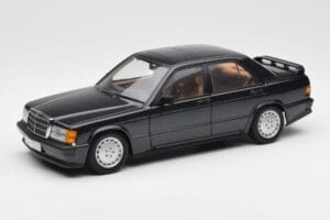 Mercedes 190E 2.3-16 W201 Sinimust Metallic AUTOart 1:18 76122 Metall