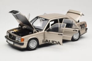 Mercedes 190E 2.3-16 W201 #1 N. Lauda Race of Champions Nurburgring 1984 AUTOart 1:18 88431 Metall - pilt 2/8