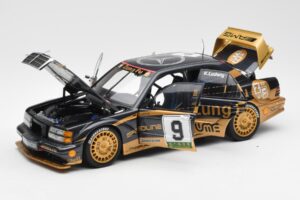 Mercedes 190E 2.5-16 Evo II #9 K. Ludwig Macau GP 3rd Place 1991 AUTOart 1:18 89135 Metall - pilt 2/8