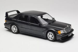 Mercedes 190E W201 2.5-16 EVO 2 Must Metallic Minichamps 1:18 155036100 Metall - pilt 4/6