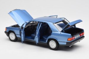 Mercedes 190E W201 Diamond Sinine Diileri Väljaanne Norev 1:18 B66040661 Metall - pilt 5/8
