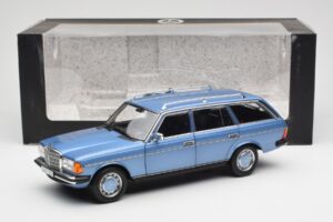 Mercedes 200 S123 T-Model Diamond Sinine Diileri Väljaanne Norev 1:18 B66040671 Metall - pilt 8/8