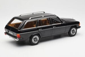 Mercedes 200 T S123 Must Norev 1:18 183735 Metall - pilt 3/8