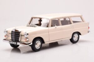 Mercedes 200 Universal W110 Kreemjas Norev 1:18 183709 Metall
