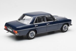 Mercedes 200 W114 Midnight Sinine Diileri Väljaanne Norev 1:18 B66040694 Metall - pilt 3/8