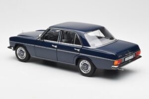 Mercedes 200 W114 Midnight Sinine Diileri Väljaanne Norev 1:18 B66040694 Metall - pilt 7/8
