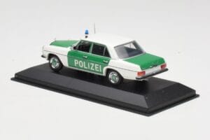 Mercedes 200 W115 Politsei Minichamps 1:43 400034090 Metall - pilt 3/4
