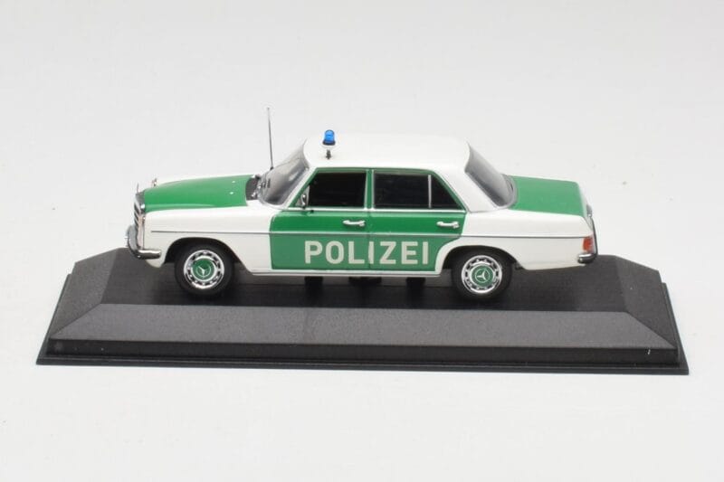Mercedes 200 W115 Politsei Minichamps 1:43 400034090 Metall