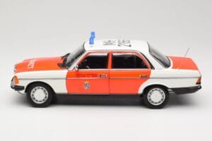 Mercedes 200 W123 Kiirabiautó Valge Norev 1:18 183834 Metall - pilt 7/8