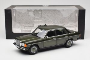 Mercedes 200 W123 Cypress Roheline Metallik Diileri Väljaanne Norev 1:18 B66040654 Metall - pilt 8/8